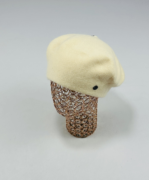 Берет Lascavi Гелиос (кремовый)